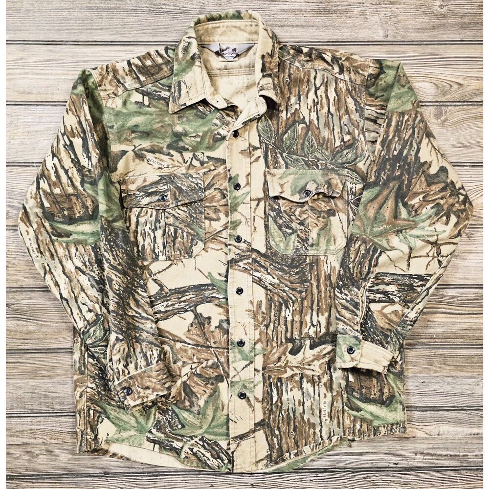 Vintage 90s Realtree Camo Sportsman Guide Button Up Collared Shirt Mens Hunting